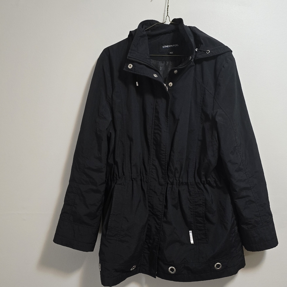 London fog windbreaker hooded jacket color black